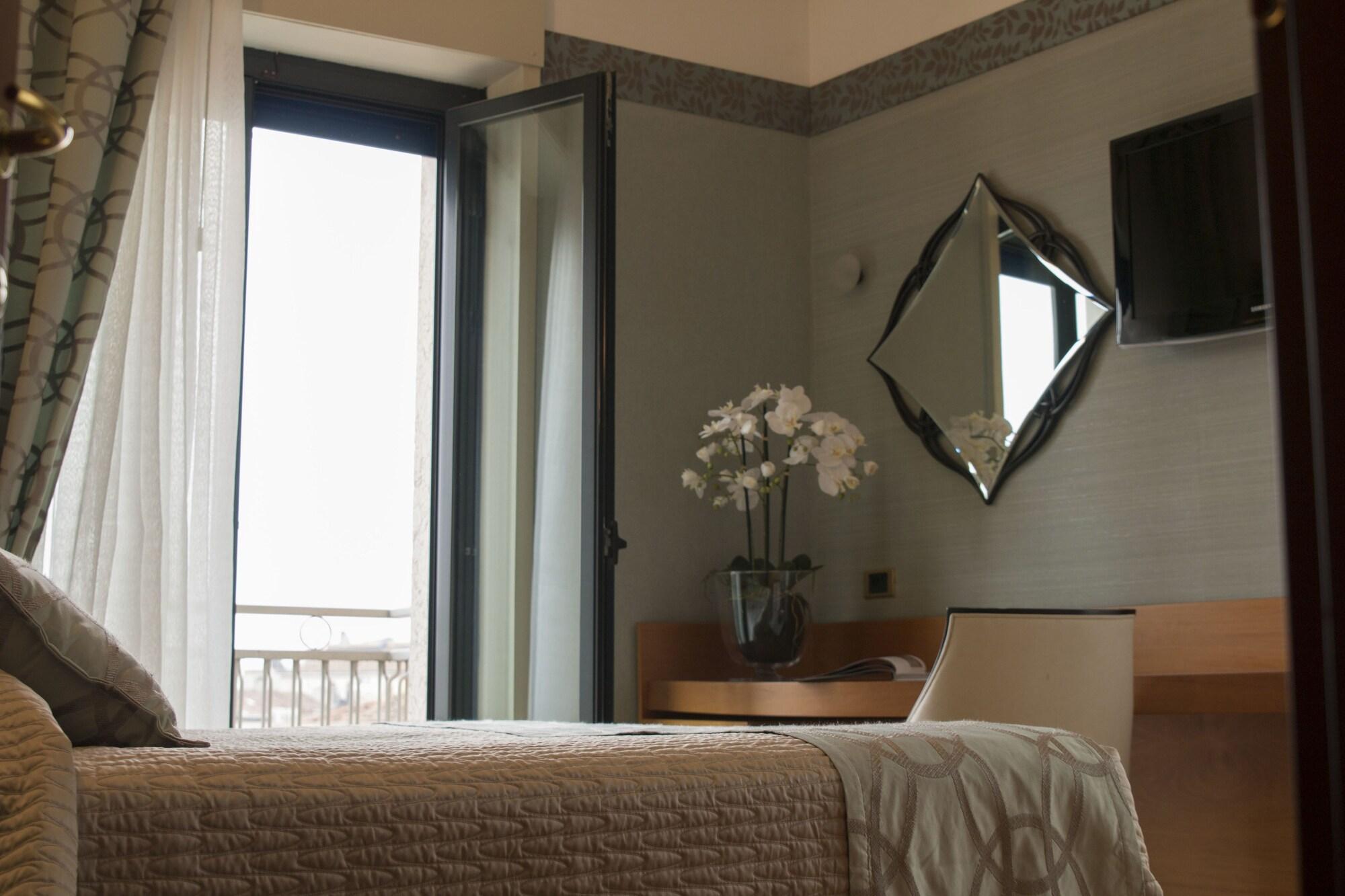 Hotel Europa Verona Luaran gambar