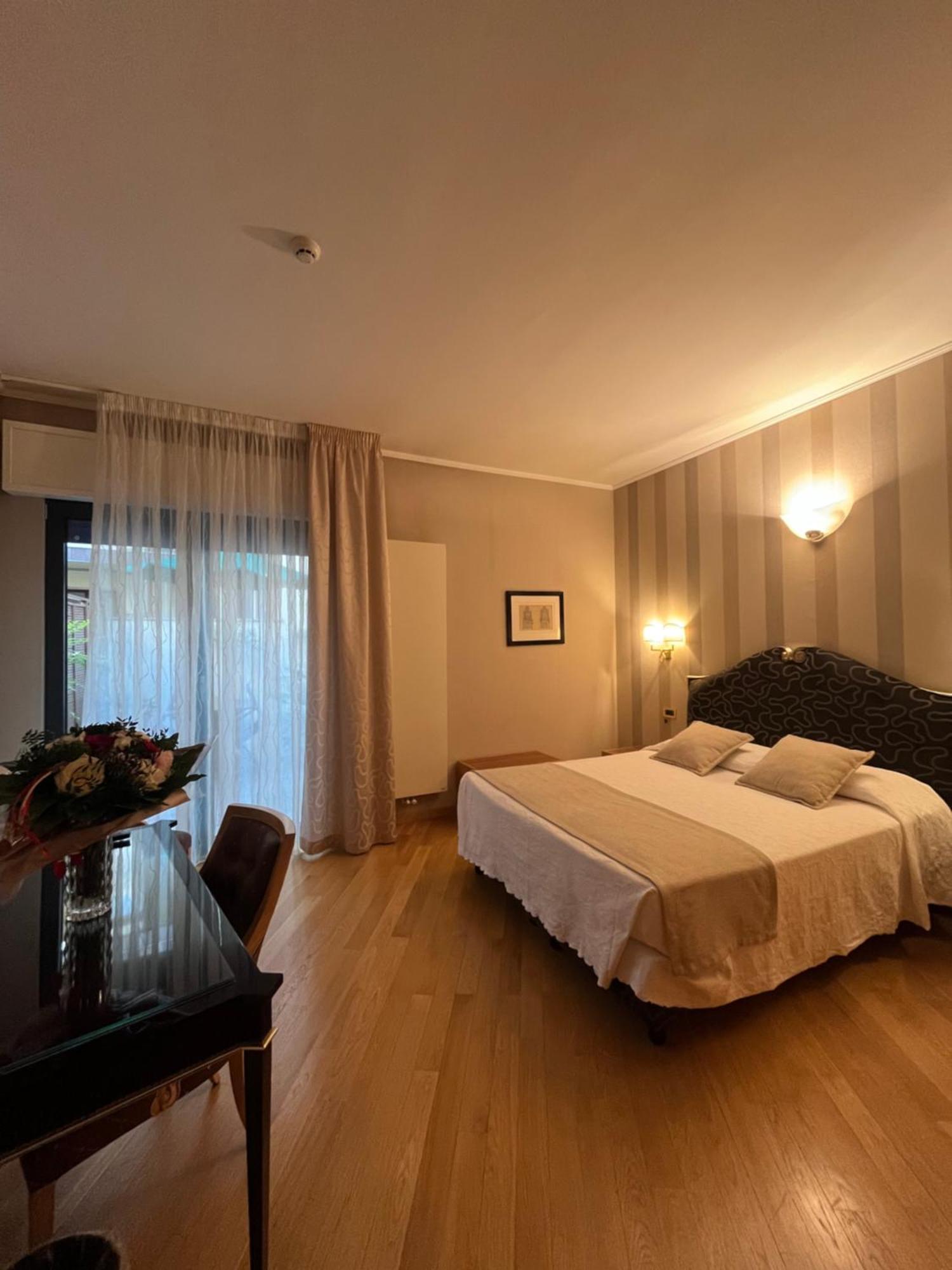 Hotel Europa Verona Luaran gambar