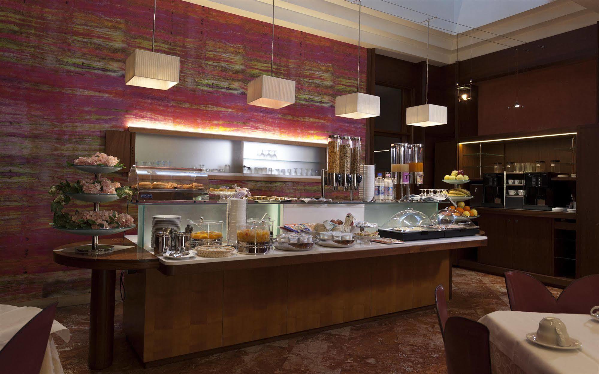 Hotel Europa Verona Luaran gambar
